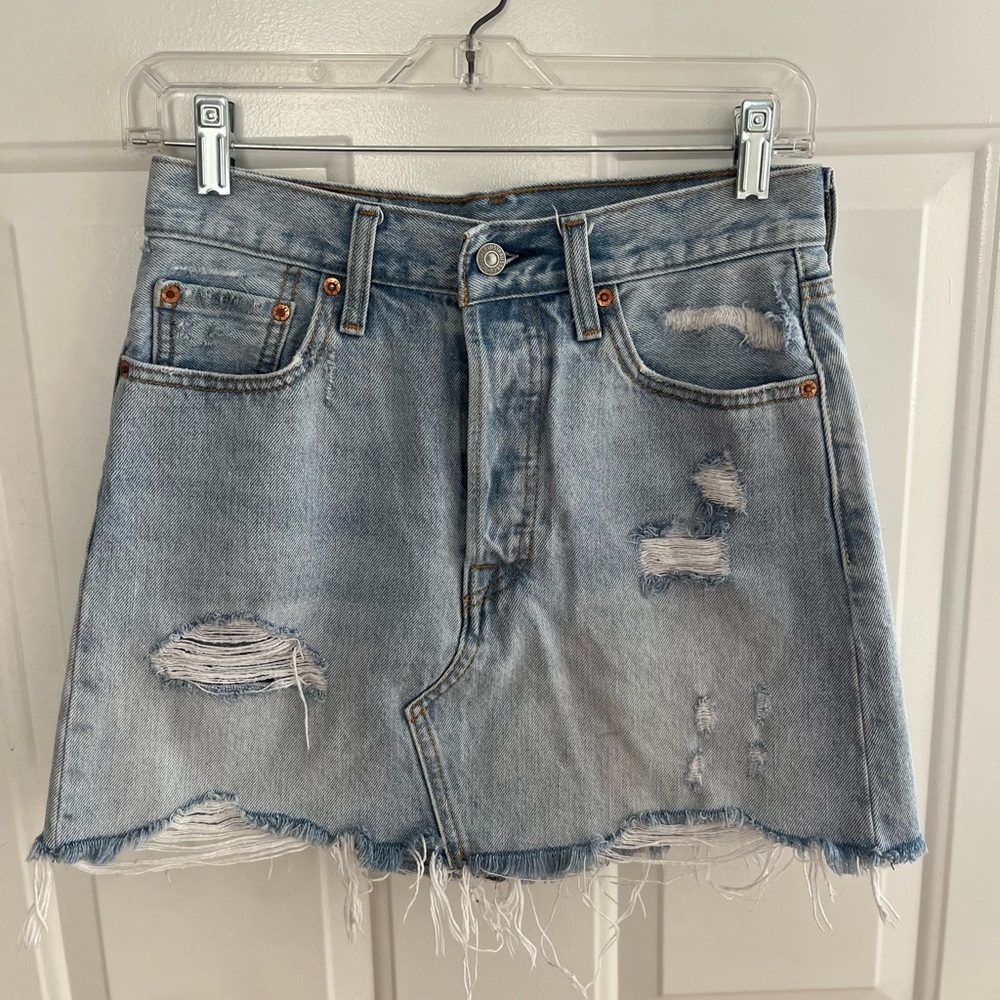 Levi’s High Waisted Denim Skirt
